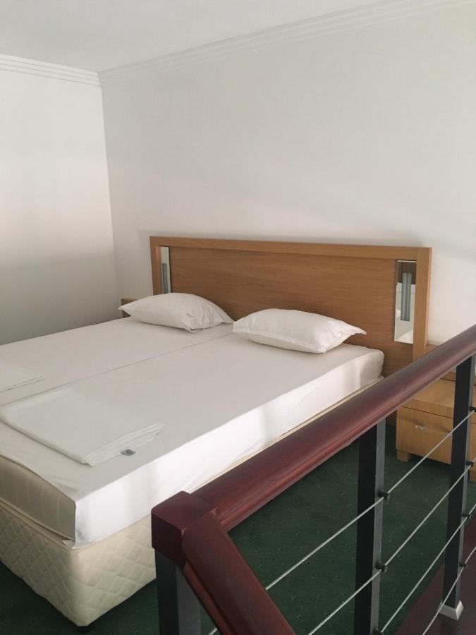 Private Apartments In Emerald Равда Экстерьер фото