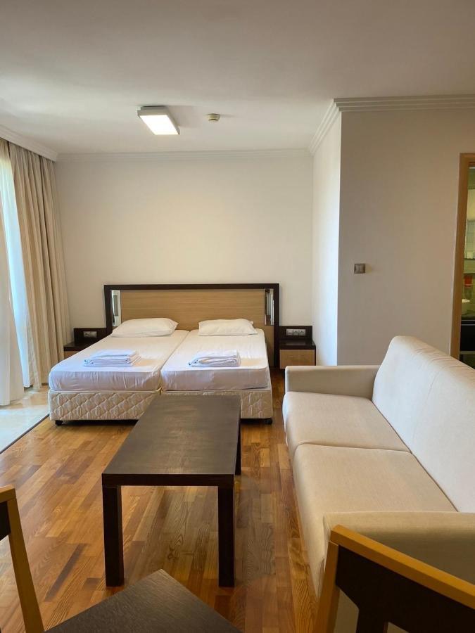 Private Apartments In Emerald Равда Экстерьер фото