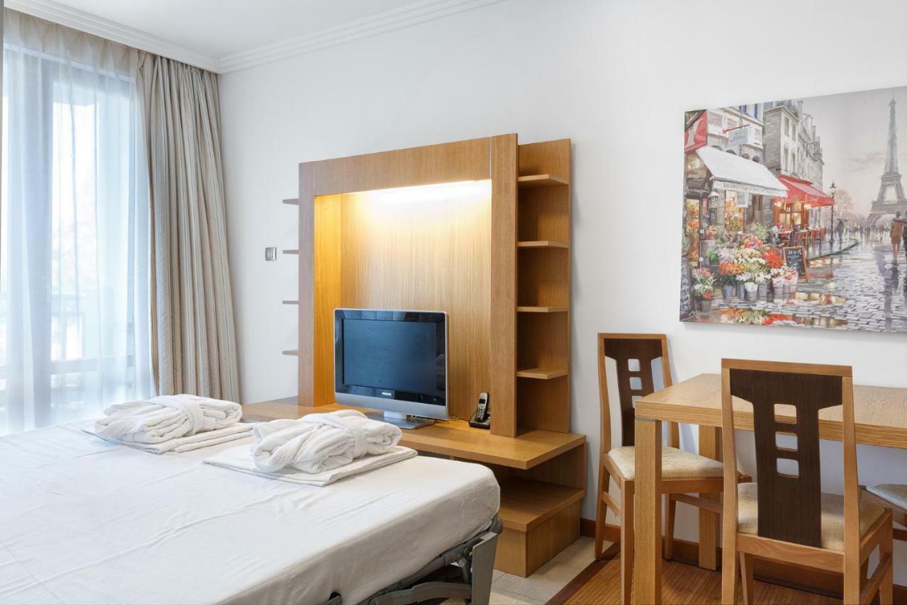 Private Apartments In Emerald Равда Экстерьер фото