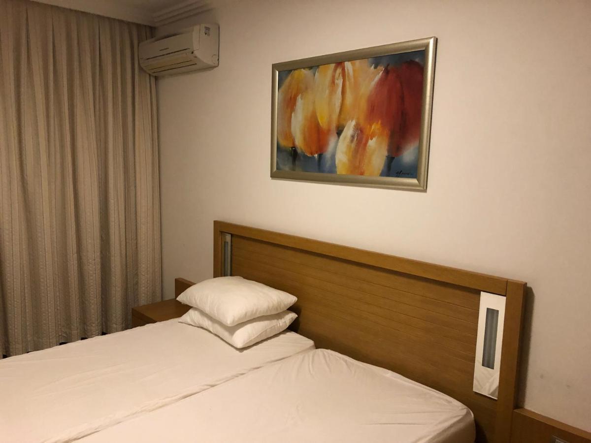 Private Apartments In Emerald Равда Экстерьер фото